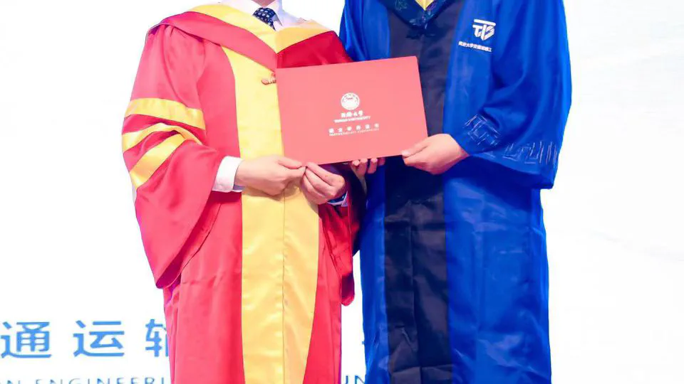 🎉 Graduated from Tongji University and received the M.Sc. in Transportation Engineering.